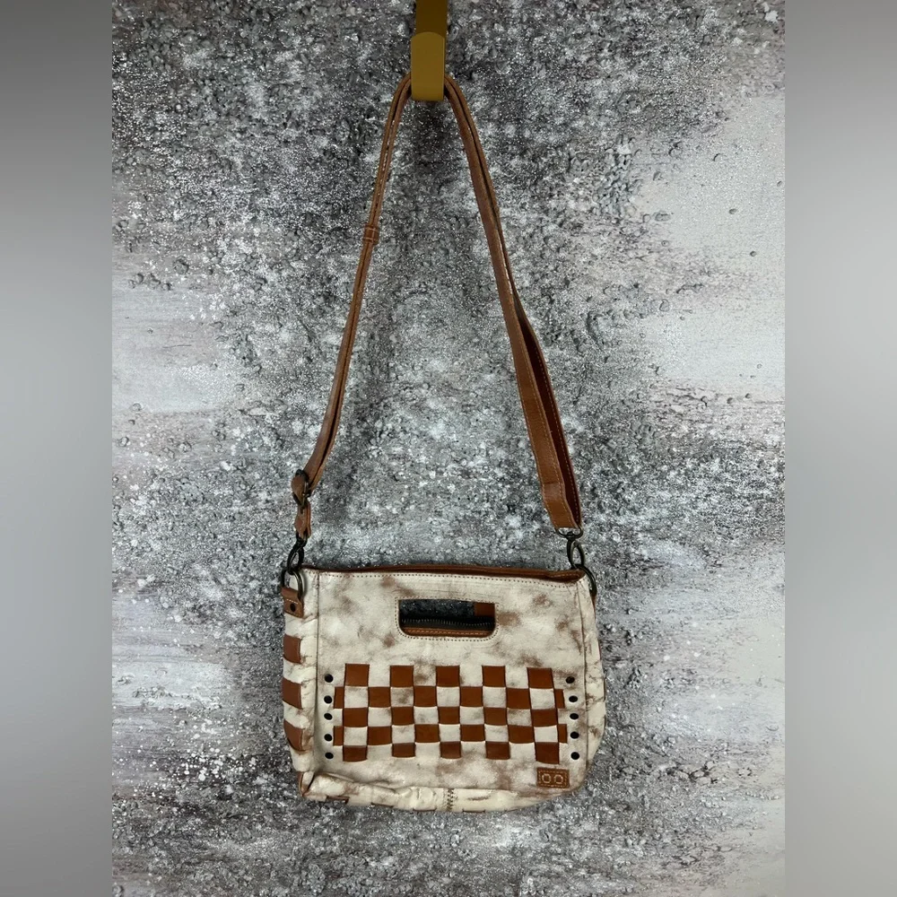 547 BedStu KEIKI  Checkered Crossbody Bag -  Women’s Shoulder Bag - Picture 3 of 10